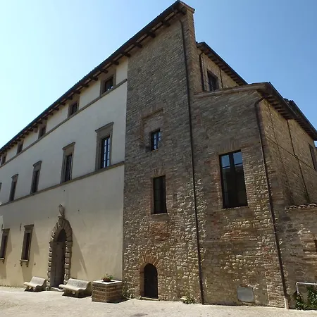 Palazzo Urbani * Monte San Martino